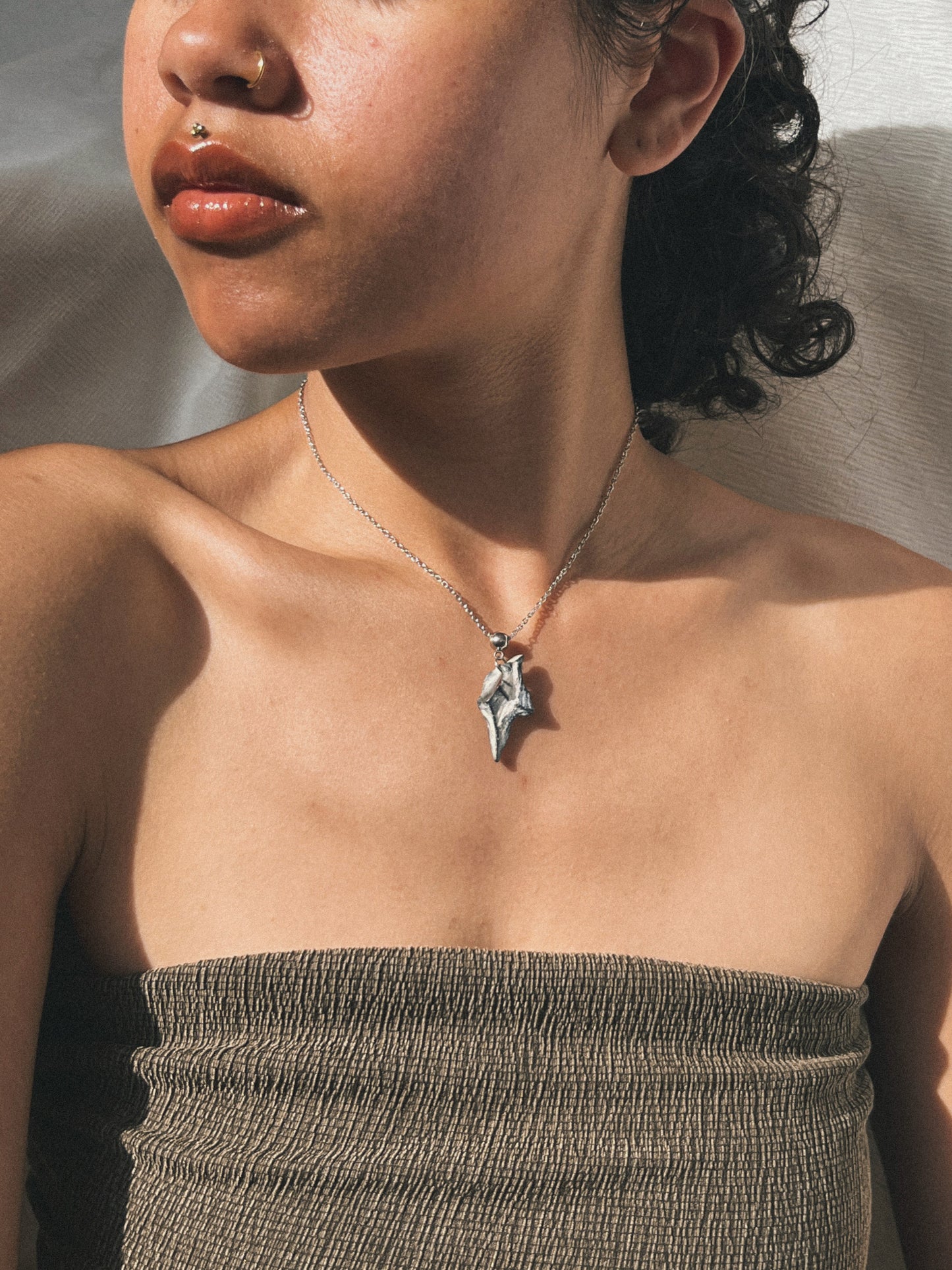 zomervakantie outfit idee, unieke rvs sieraden