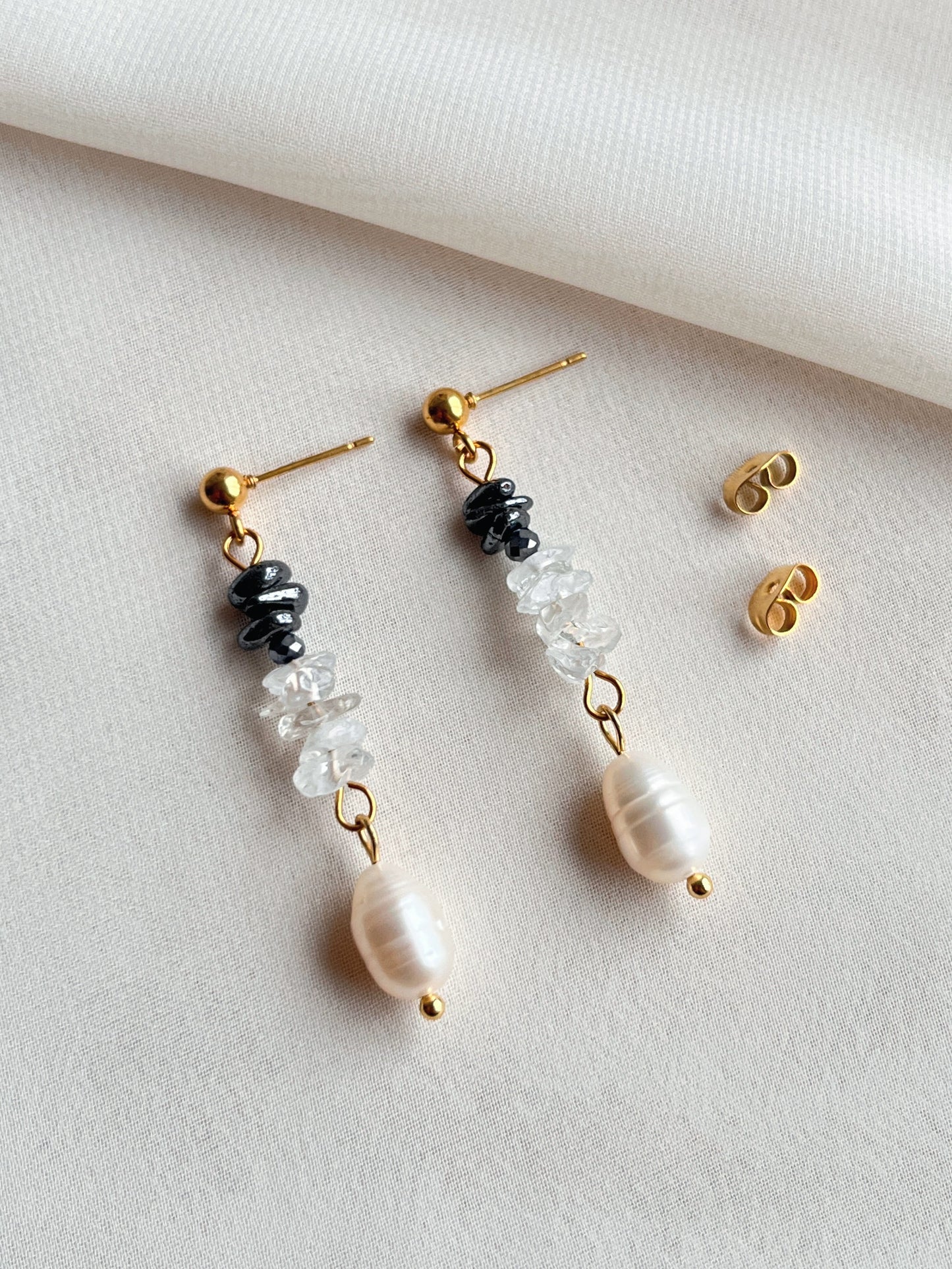 hematiet en aquamarijn oorbellen van goud rvs, betekenisvolle sieraden cadeau idee