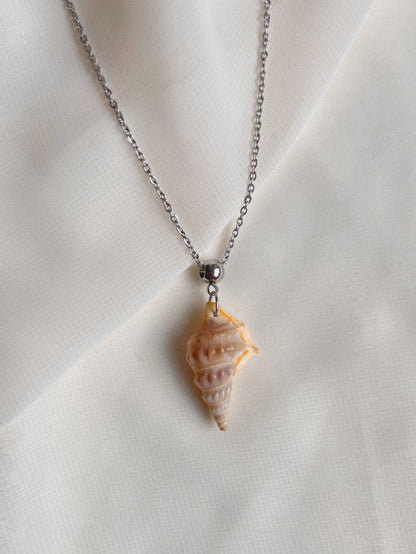 one of a kind schelp ketting van roestvrij staal
