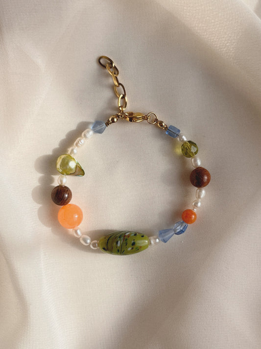 unieke kralen armband met parels kleurrijke stenen